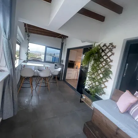 Apartment The View Polis